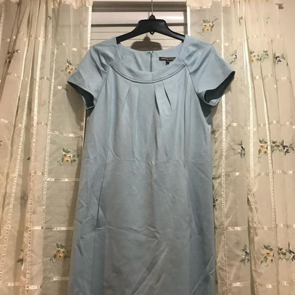 Dress - Picture 2 of 4